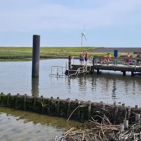 Hemenswarft Direkt An Der Nordsee Mit Meerblick