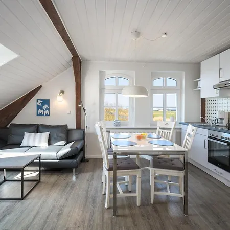Hemenswarft Direkt An Der Nordsee Mit Meerblick Apartment *