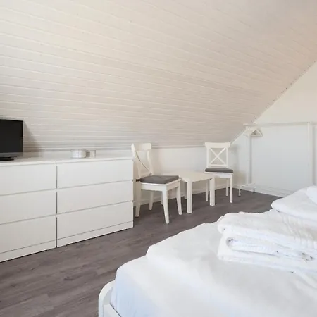 Hemenswarft Direkt An Der Nordsee Mit Meerblick Apartment *